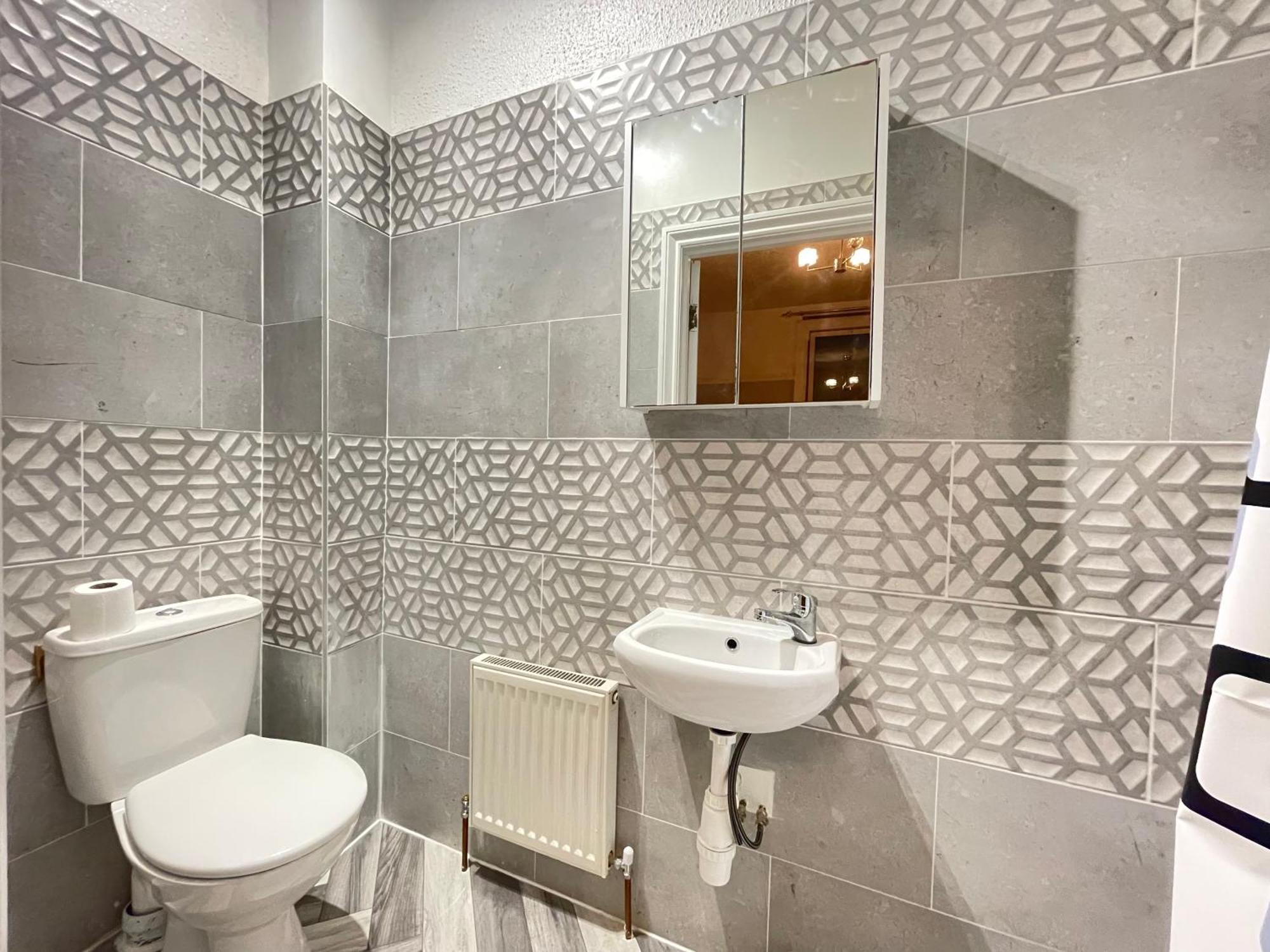 Room With Private Bathroom And Shared Kitchen Londen Buitenkant foto